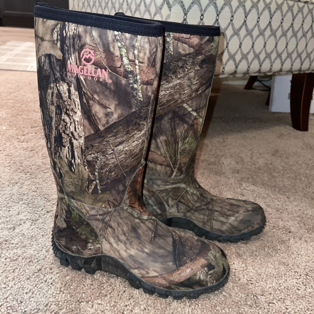 Women’s hunting boots